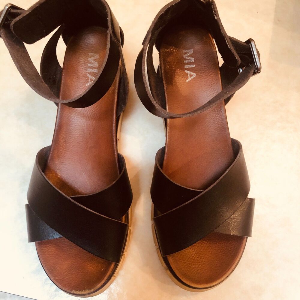 MIA LAURI Ankle Strap With Zipper High Stack Wedge Heel Sandals Black 9M